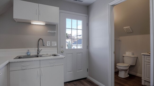 Foto del edificio - 835 E 575 N St