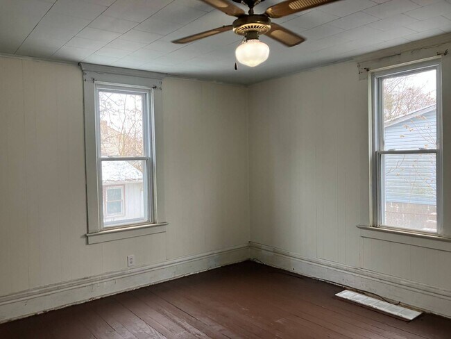 Foto del edificio - 736 S Seneca Ave