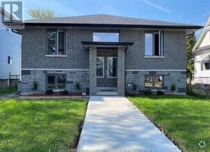 Building Photo - 363 Curry Ave