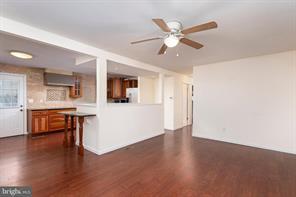 Foto del edificio - 8306 Aletta Pl