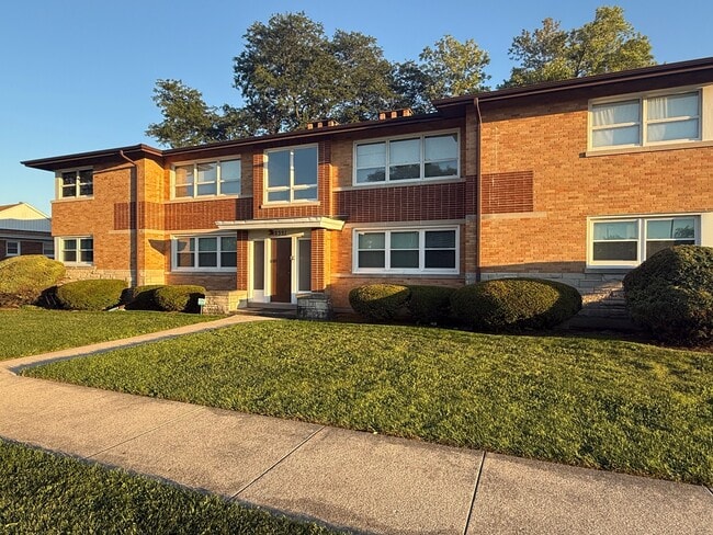 Building Photo - 10351 Milford St