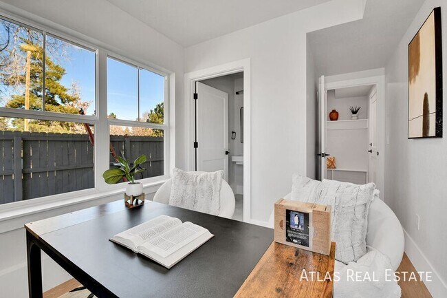 Foto del edificio - 6645 W 52nd Dr