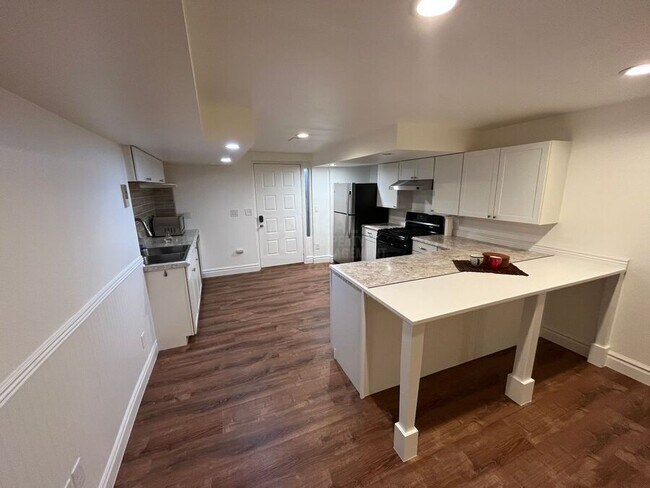 Foto del edificio - 1400 38th Ave