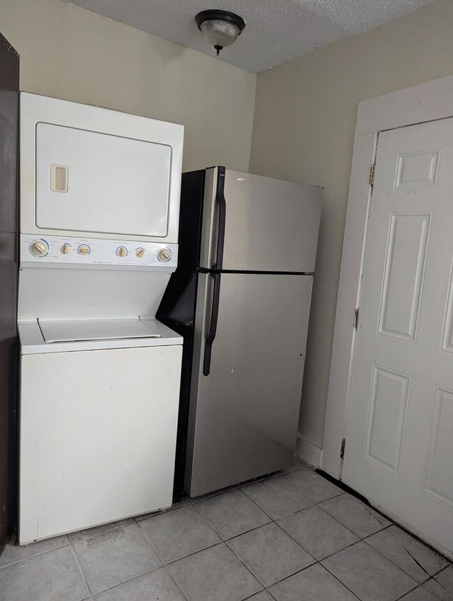 Foto del edificio - fjk1932