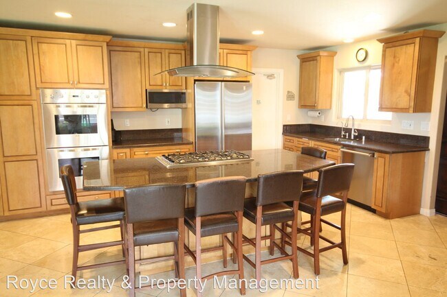 Building Photo - 4 br, 3 bath House - 3247 Carnegie Way
