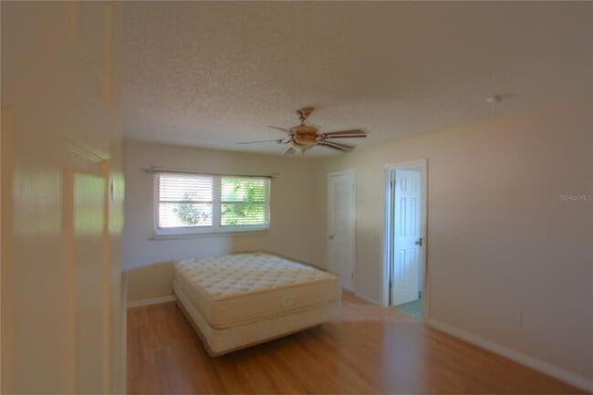 Building Photo - 3431 Dunbar Dr