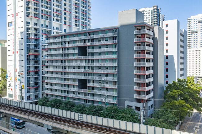 Casa Grande I Towers