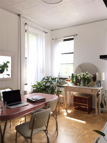Foto del edificio - 572 Henry St