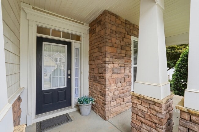 Building Photo - 2147 Ashley River Rd