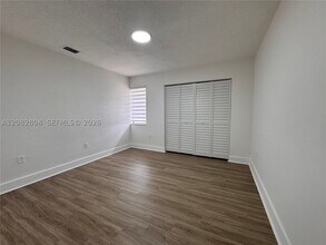 Building Photo - 3632 SW 87th Ct