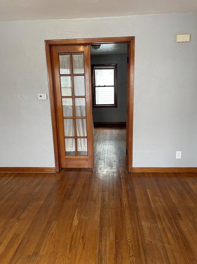 Building Photo - 426 Kosciuszko St