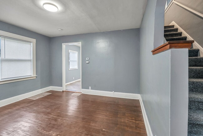 Building Photo - 645 Yondota St