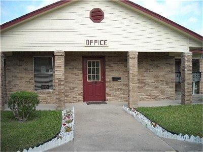 Primary Photo - 27745 N Kansas City Rd