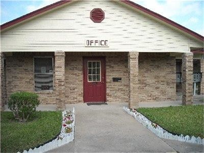 Building Photo - 27745 N Kansas City Rd