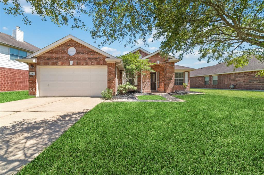 2823 Park Springs Ln, Sugar Land, TX 77479 House Rental in Sugar Land