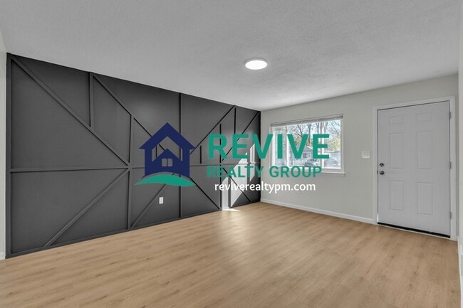 Building Photo - 15796 Kerstyn St