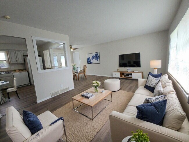 Foto del edificio - 422 Meadow Ln