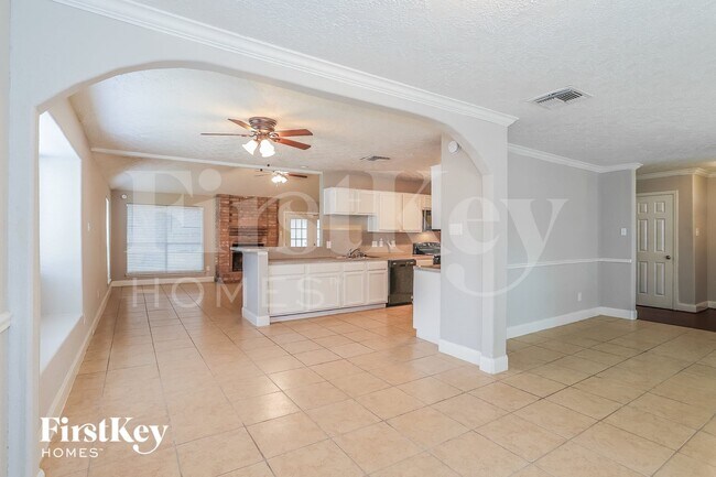 Foto del edificio - 2922 Laurelridge Dr