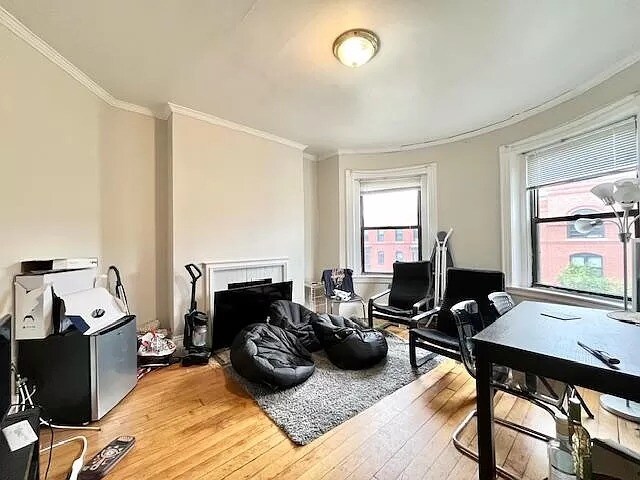 Building Photo - 614 Columbus Ave