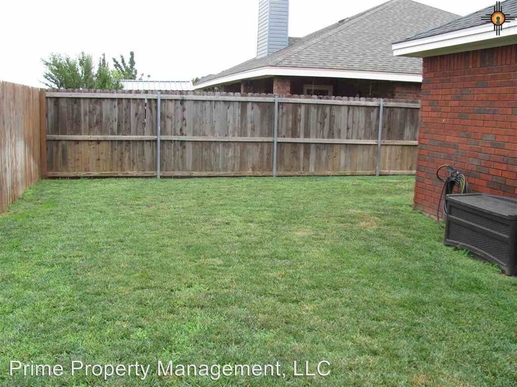 Building Photo - 1801 Tiffani Ln