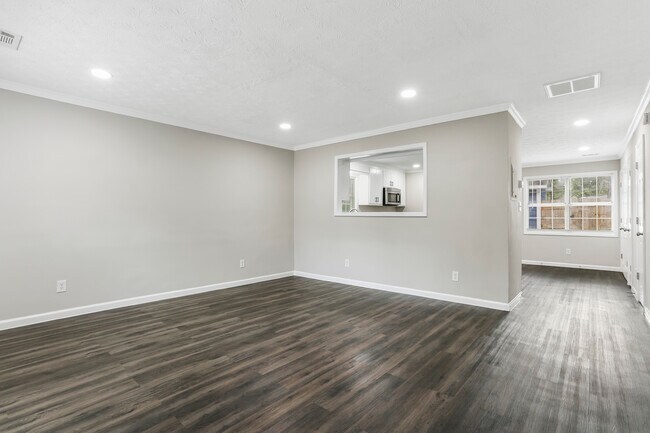 Foto del edificio - 332 Westland Way SW, Marietta, GA 30064
