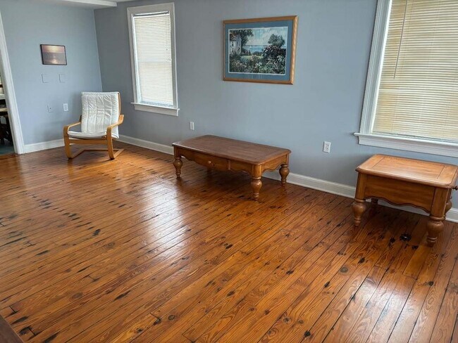 Foto del edificio - 6541 Broadwater Cir