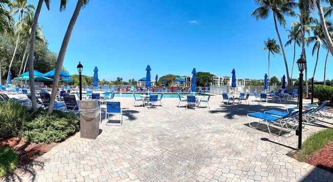 Photo - 9440 Poinciana Pl Apartment