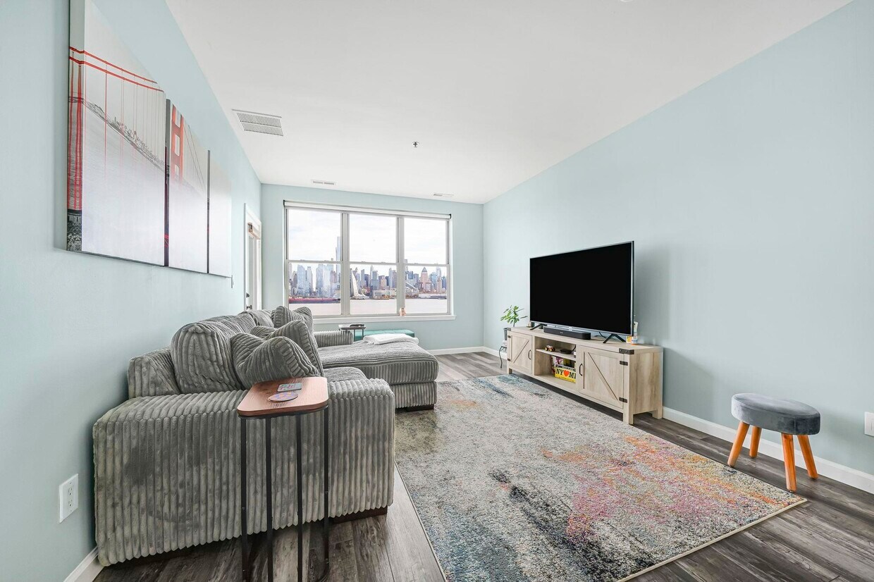 Primary Photo - 26 Ave at Port Imperial