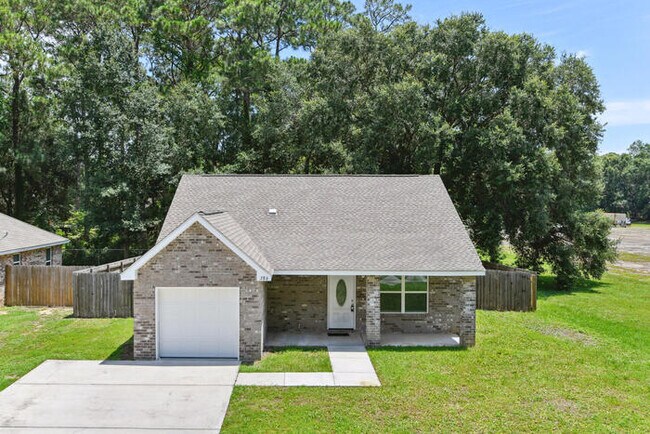 Building Photo - 386 Rosalie Maria Dr