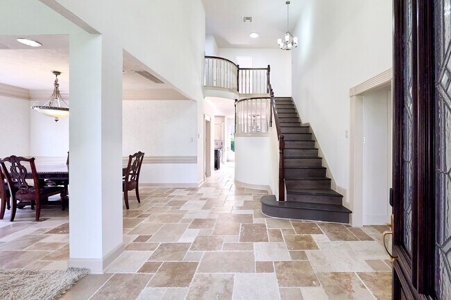 Building Photo - 17210 Chagall Ln