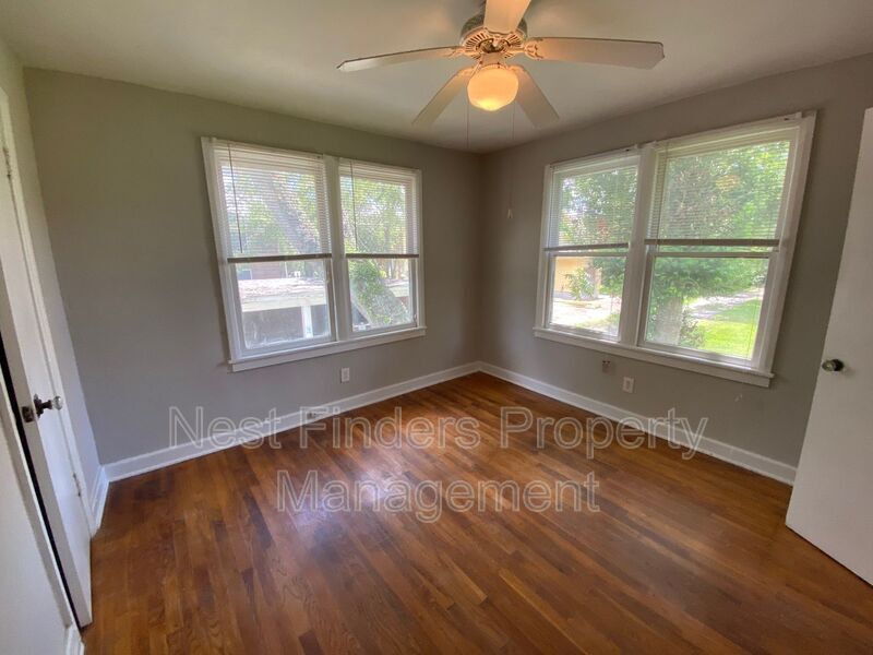 Primary Photo - 2510 College St
