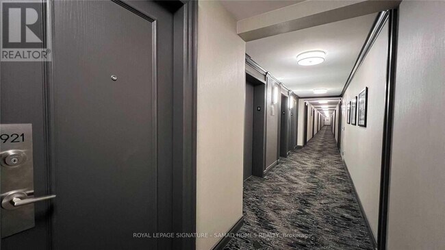 Building Photo - 109 Front St E