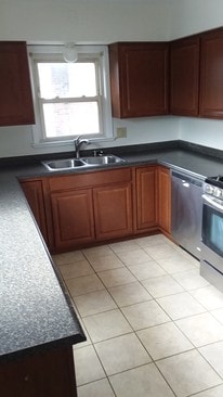 Building Photo - 260 Elsmere Pl