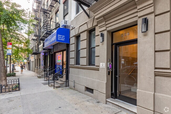 Entrance - 236 E 24th St