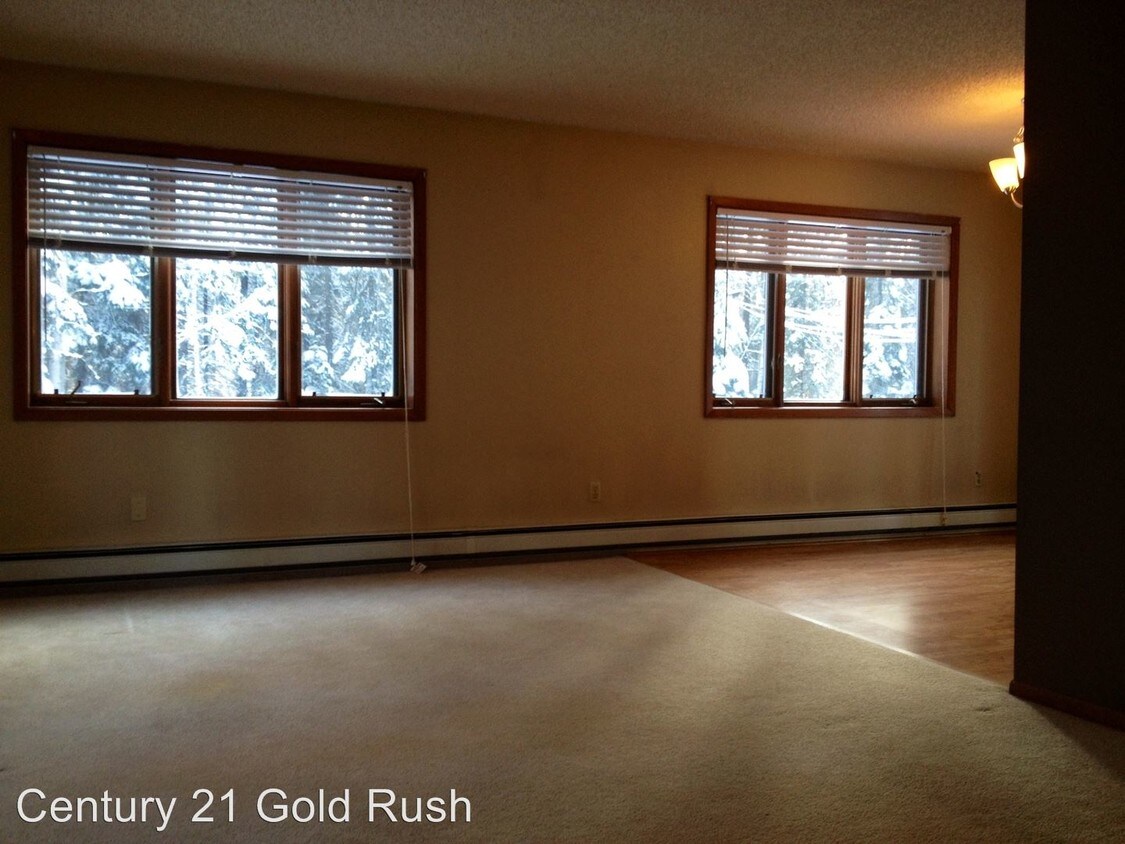 Foto del edificio - 2635 Scotch Pine Dr