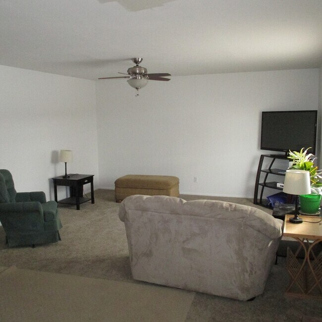 Living Room - 2583 S Rifle St