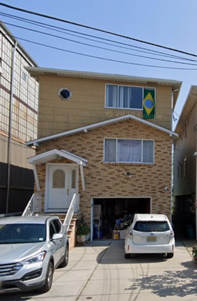 Building Photo - 719 Bergen St