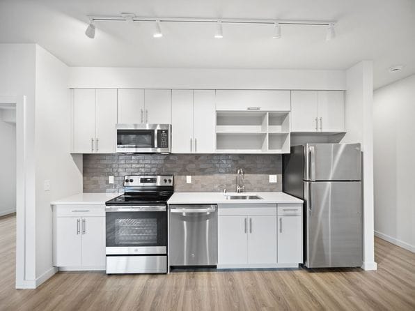 Primary Photo - Gray Ridge Apartments