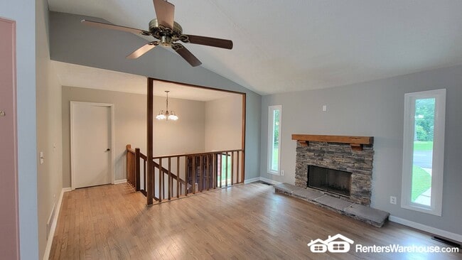 Building Photo - 3039 Jonathan Ct SW