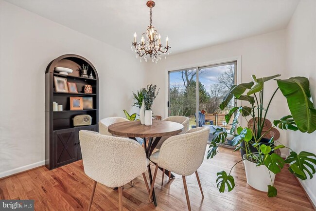 Building Photo - 11712 Seven Locks Rd