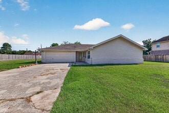 Building Photo - 13310 Boudreaux Estates Dr