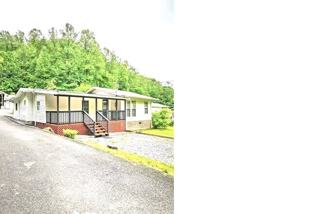 Building Photo - 702 Rush Branch Rd