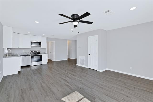 Foto del edificio - 2245 E Overton Rd