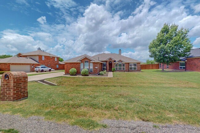 Foto del edificio - Charming Rockwall Home on Spacious Lot