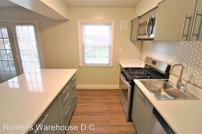 Building Photo - 1 br, 1 bath House - 9445 Fairfax Blvd #303