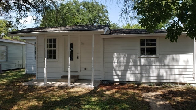 Building Photo - 1326 W 6th St