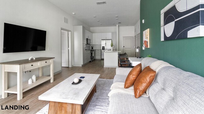 Building Photo - 7311 Baymeadows Way