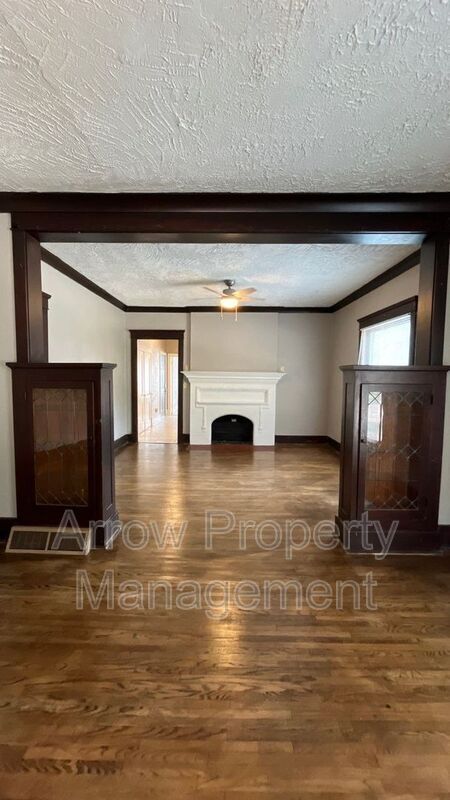 Building Photo - 1701 C