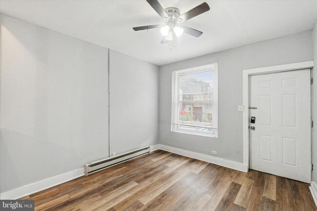 Foto del edificio - 1825 E Harold St