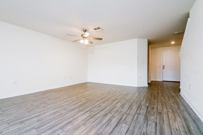 Building Photo - 5367 Companion Ln